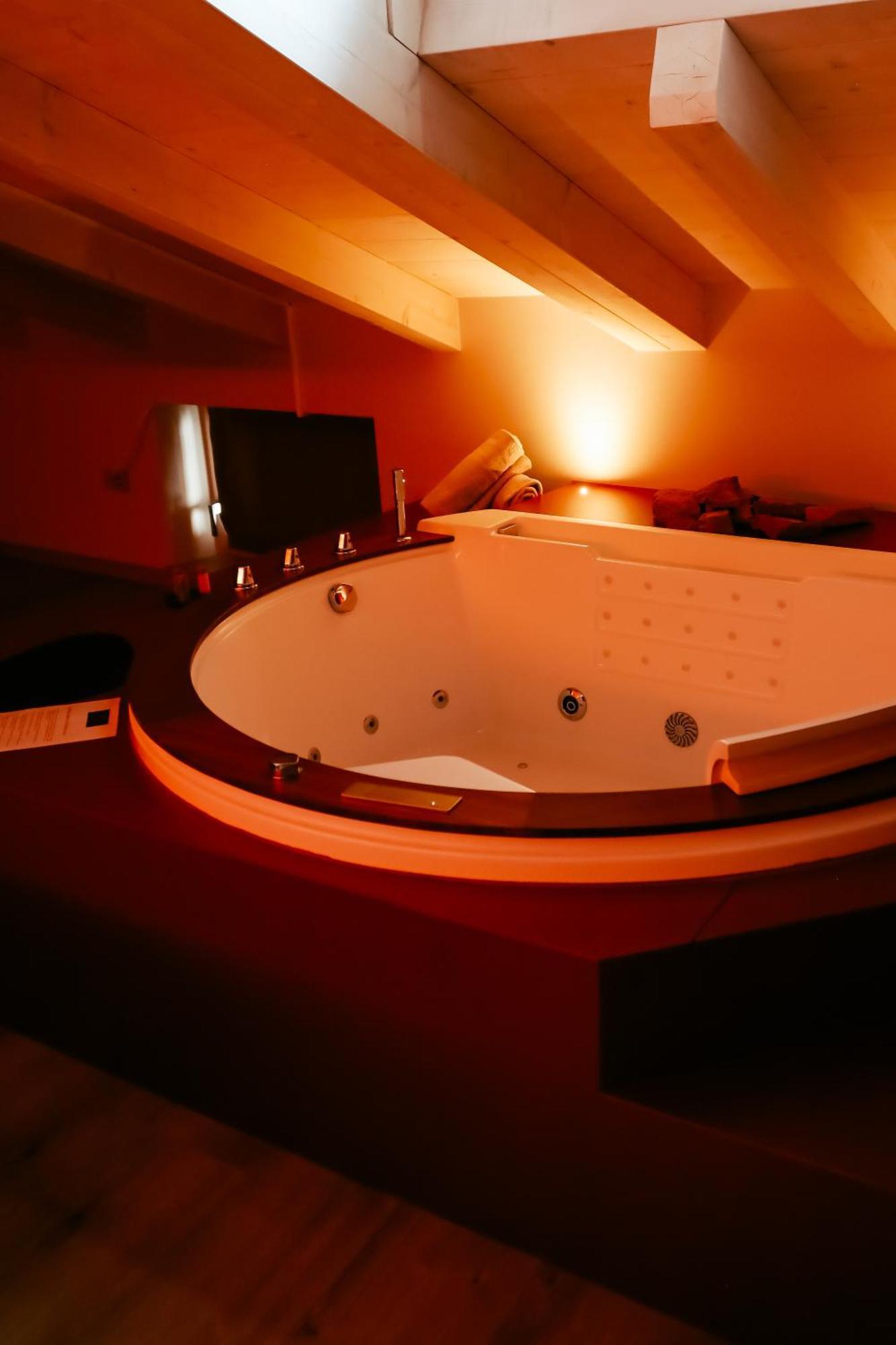 Le Rocce Val Di Non - Quality Room & Breakfast Tassullo Exterior foto